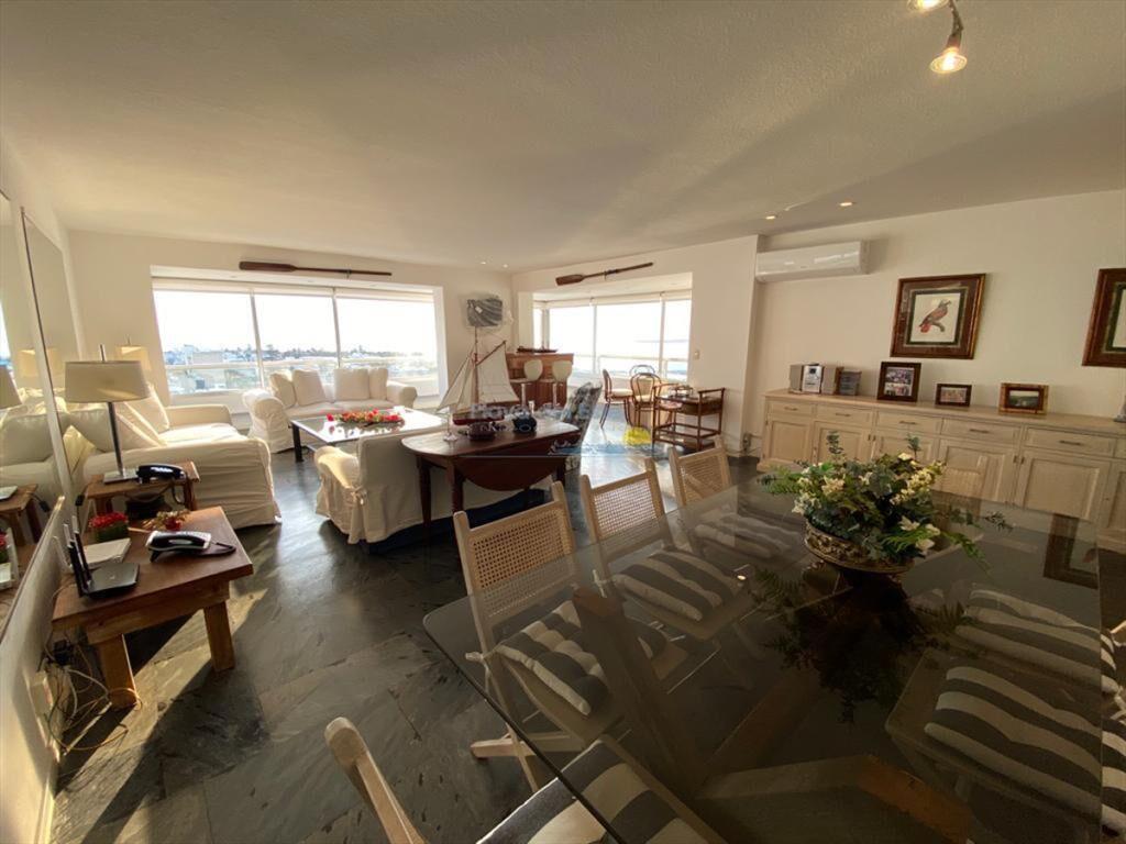 Apartamento en Peninsula, 3 dormitorios *