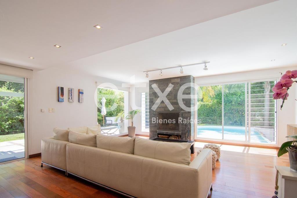Casa en venta Carrasco...