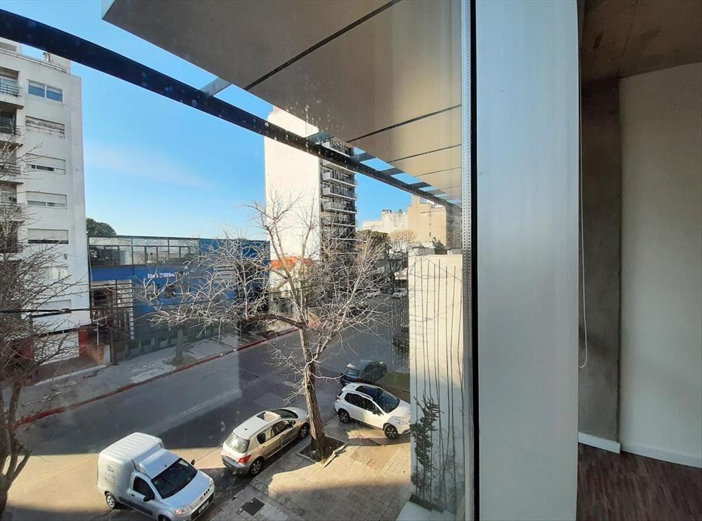 VENTA CON RENTA - OFICINA - PARQUE RODÓ - PUNTA CARRETAS