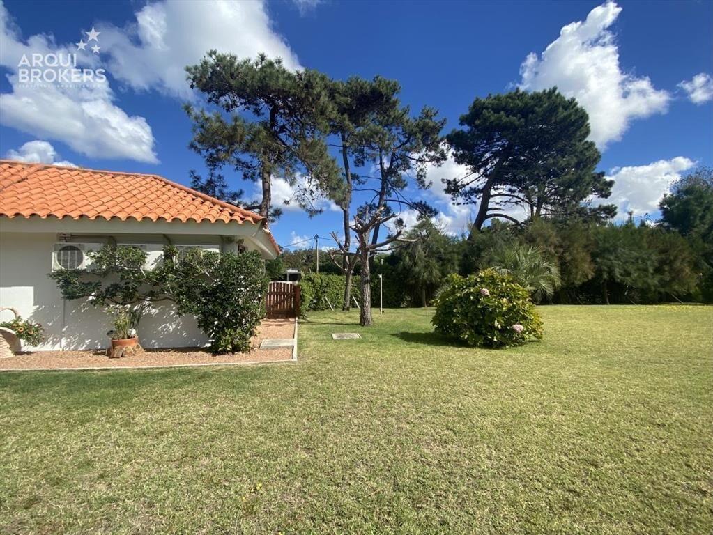 Casa de tres dormitorios en venta en Rincón del Indio