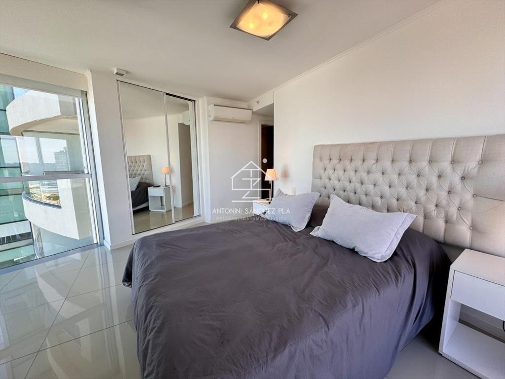 Venta Apartamento 3 dormitorios 4 baños Punta