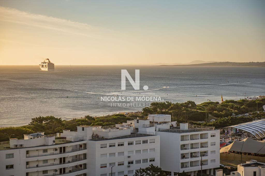 Le jardin de 3 dormitorios, playa mansa, frente