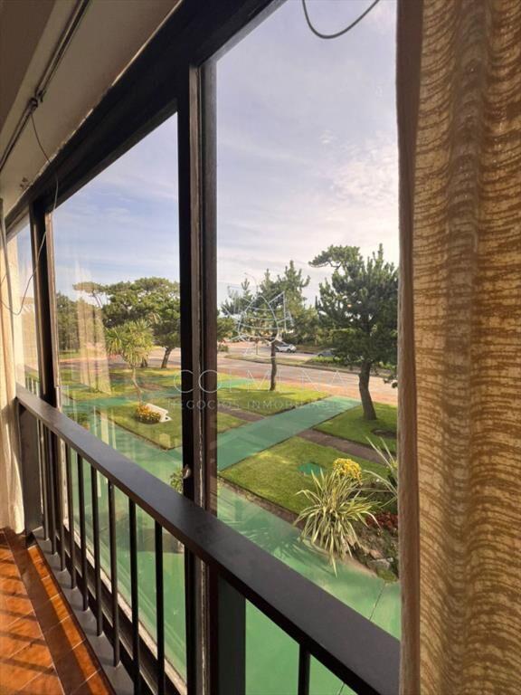 VENTA APARTAMENTO 3 DORMITORIOS , 2 BAÑOS , Y