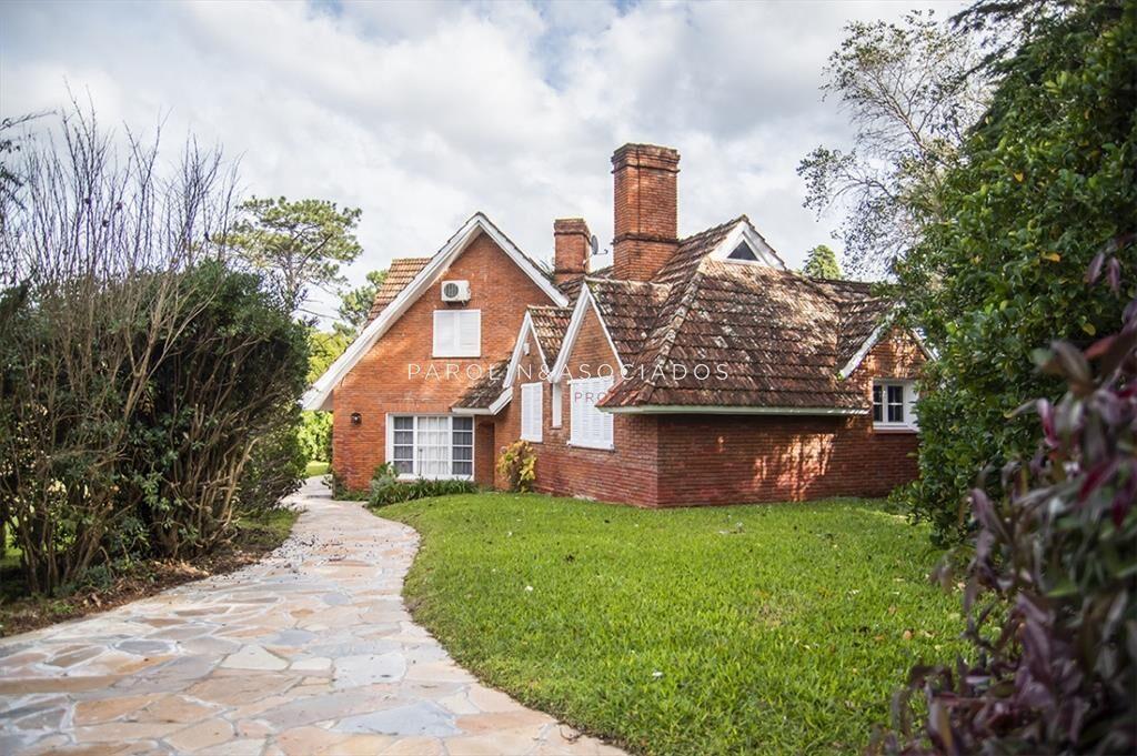 HermosÃsima casa en Golf, Punta del Este
