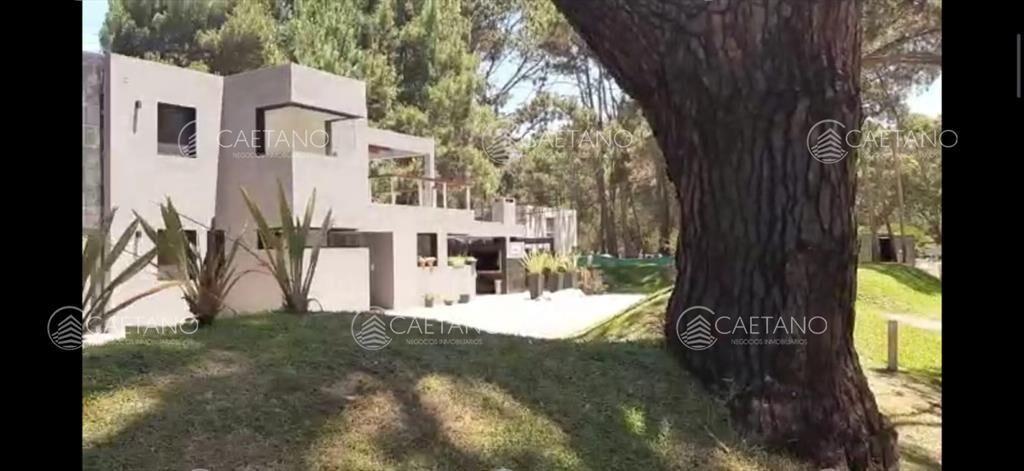 Casa complejo solanas barrio cerrado