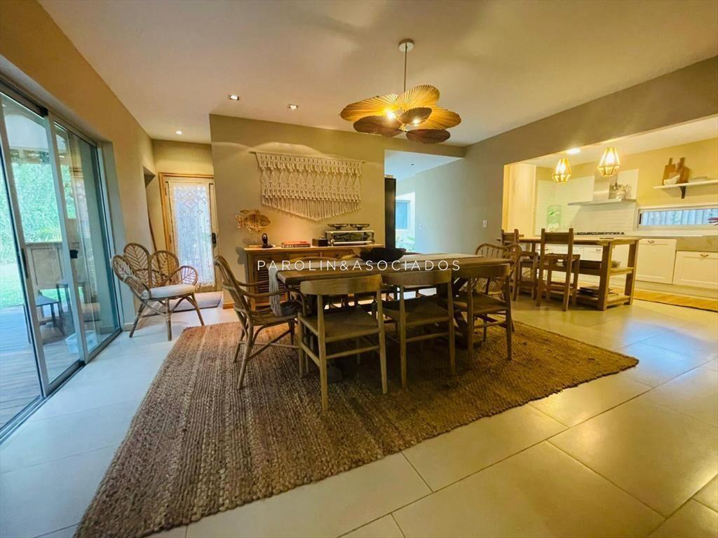 Casa de 3 dormitorios en barrio privado La Punta