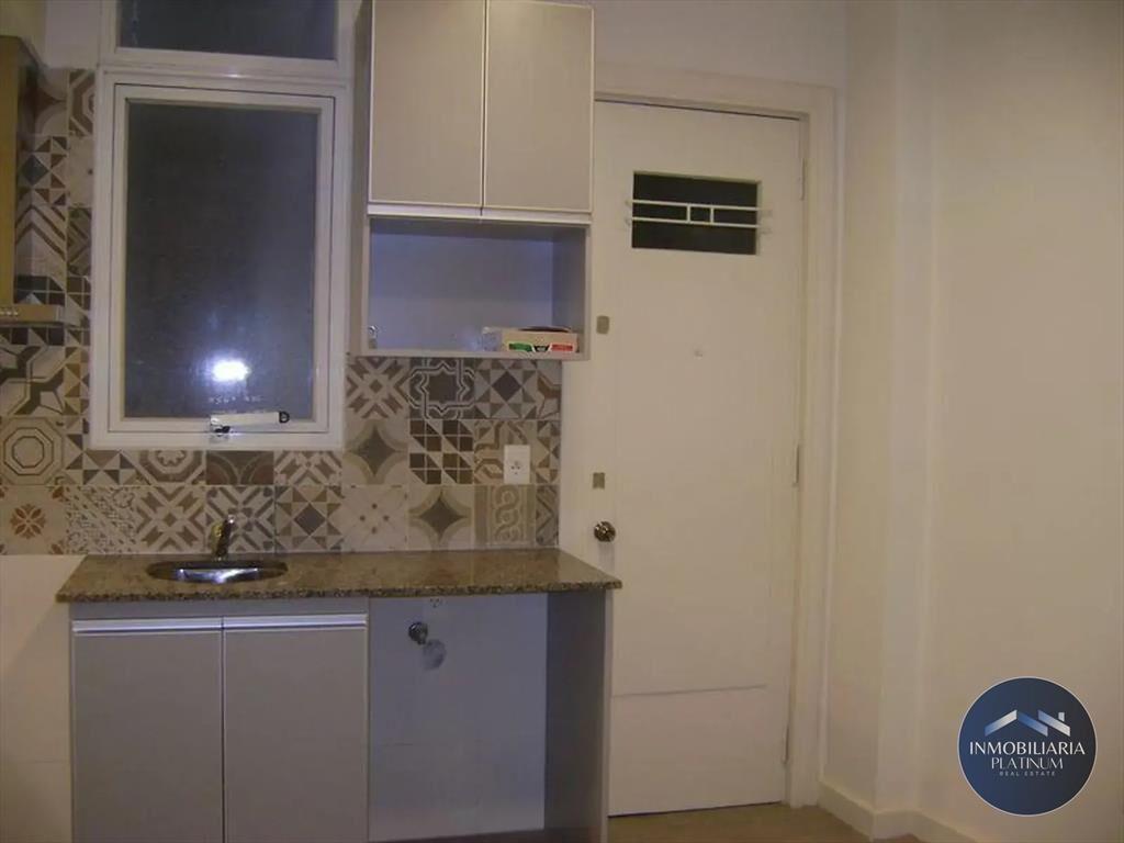 Apartamento en venta c/ cochera en Centro