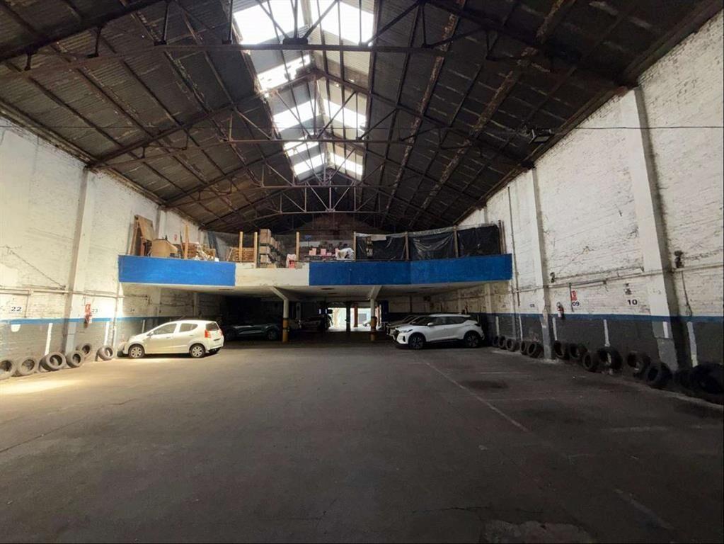 ALQUILER Local Comercial 950m2 sobre Av. Garibaldi en Goes