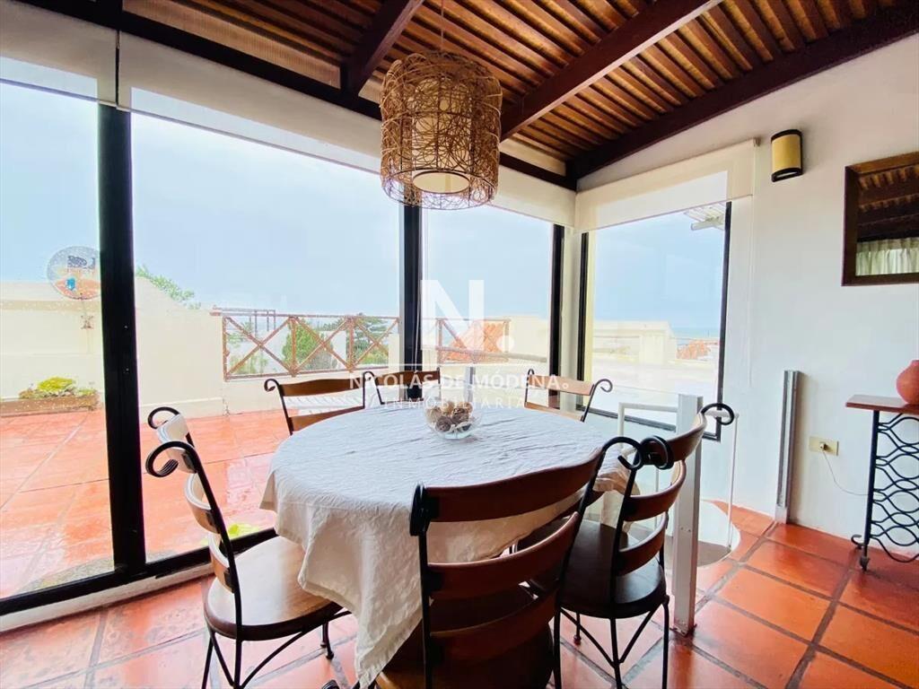 Impecable departamento, comodo e iluminado.