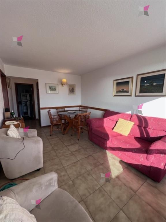 Apartamento en Peninsula a 1 cuadra playa mansa y
