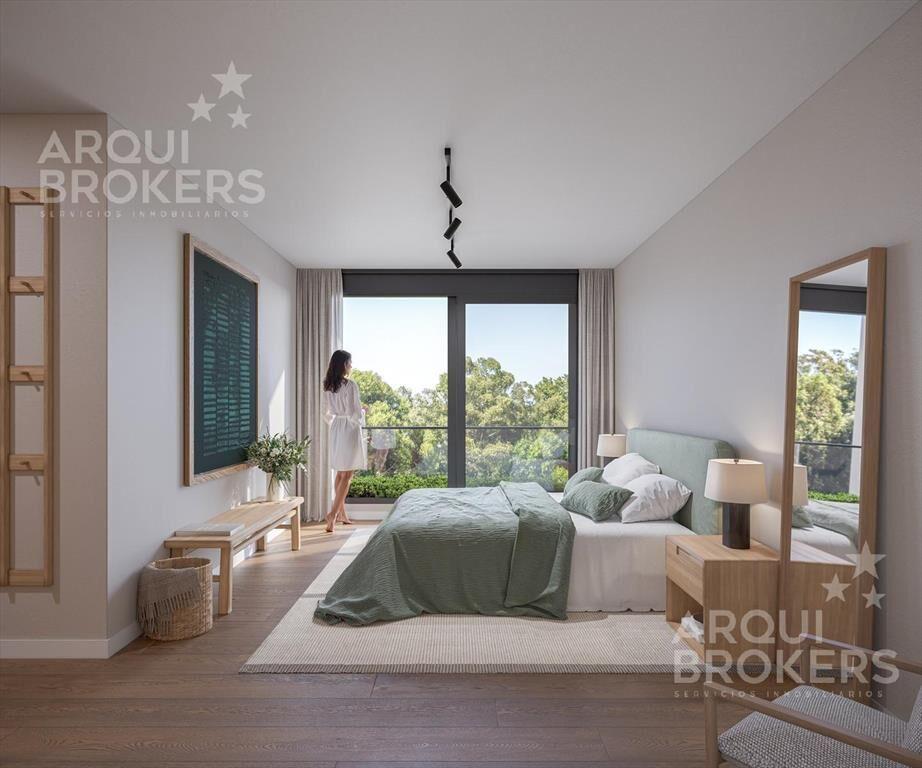 Apartamento de tres dormitorios en venta en Parque Rivera -