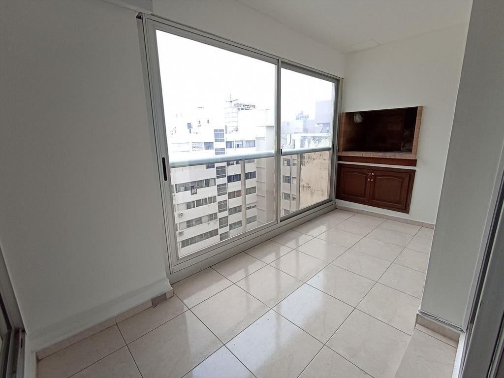 Venta Apartamento Penthouse Pocitos 3 Dormitorios 5 Baños T