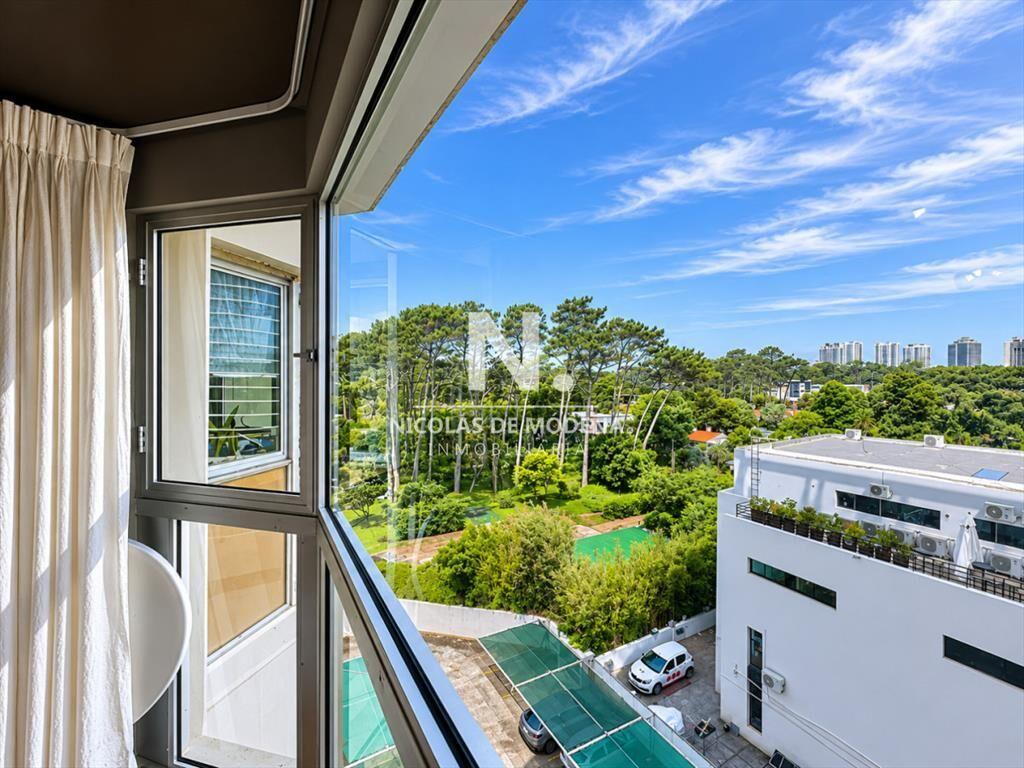 En venta apartamento de 2 dormitorios en Punta