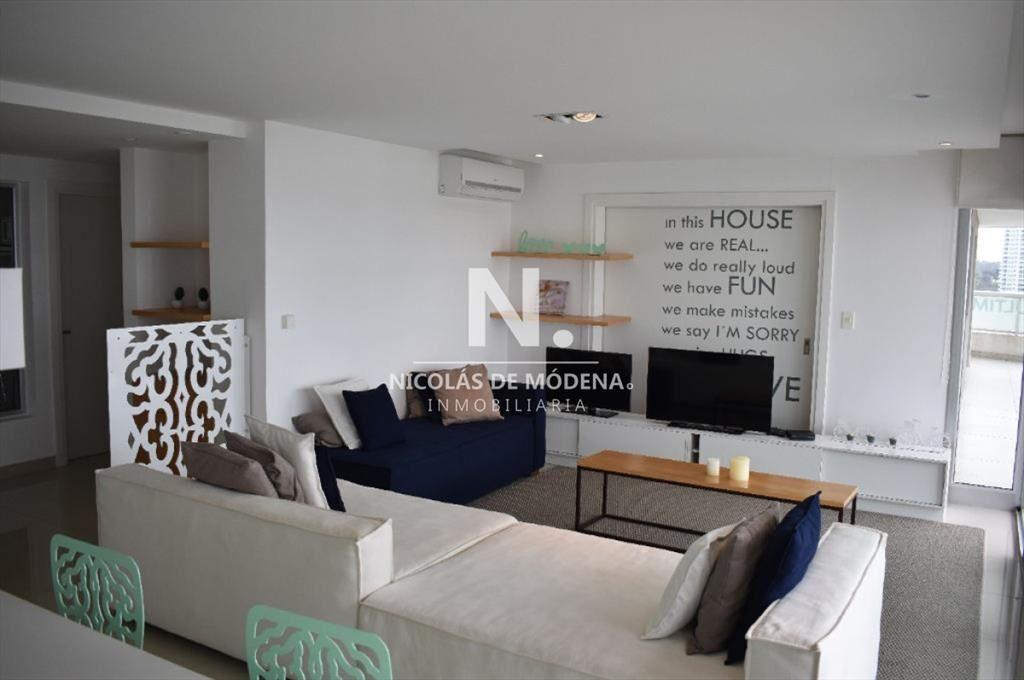 Apartamento de 3 dormitorios en Playa Brava, del