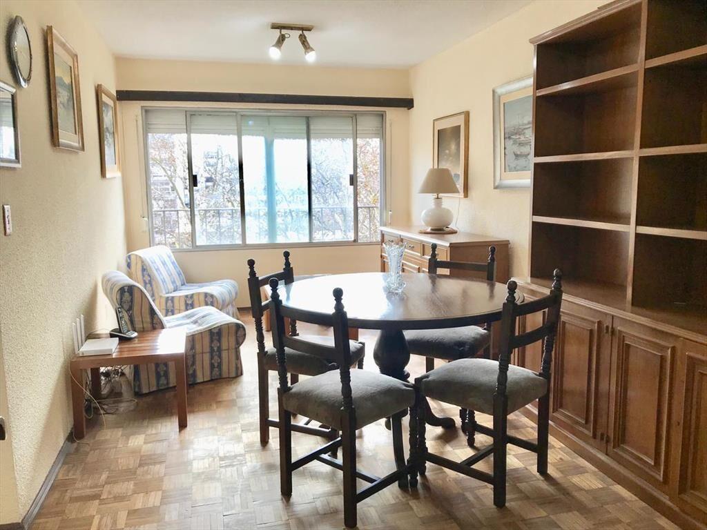 Venta Apartamento 2 dormitorios y amplio garaje - Cordón Mo
