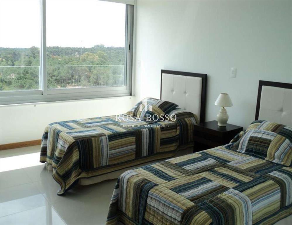 apartamento esquinero con espectacularvista a la