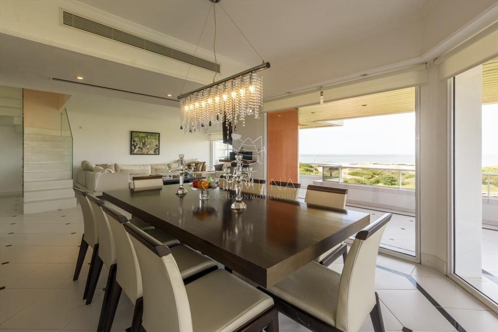 VENTA PENT-HOUSE FRENTE AL MAR 5 DORMITORIOS + LOFT