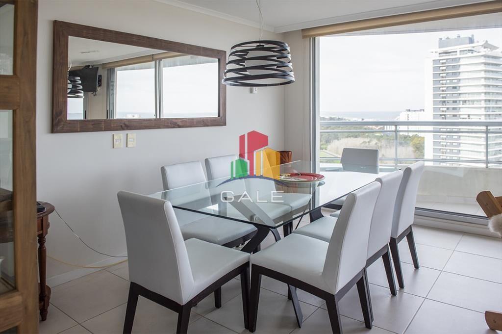 Se vende apartamento en ocean drive II de 3 Punta