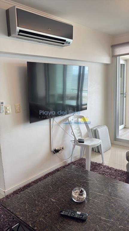 Apartamento en Alquiler de 3 dormitorios en Punta