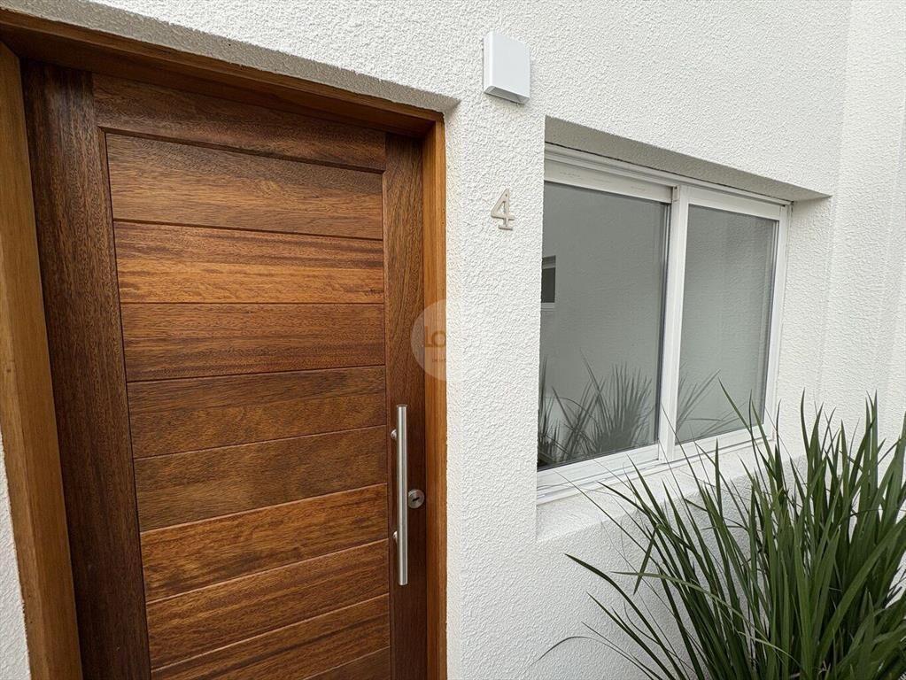 Apartamento 1 dorm CON RENTA terraza con parrillero propio,