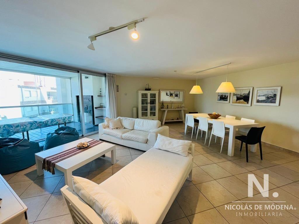 VENTA DE APARTAMENTO DE 3 DORMITORIOS EN TORRE O