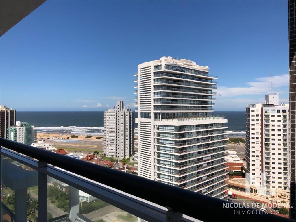 Penthouse con excelente vista al mar !
