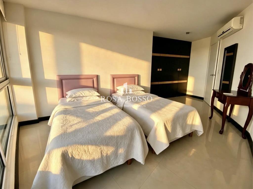Apartamento Venta 3 dormitorios Mansa Punta del Este