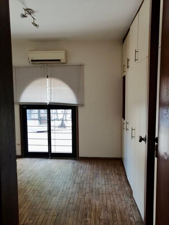 Venta apto dúplex 2 dormitorios y patio en Palermo