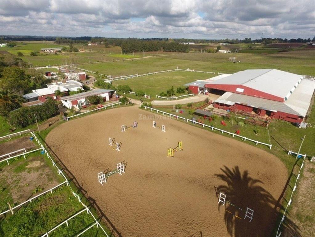 Venta de Centro Ecuestre de 6 ha I Montevideo