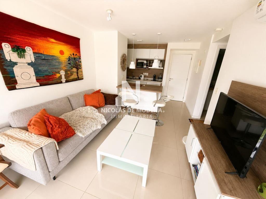 Excelente apartamento en venta en Punta del Este.