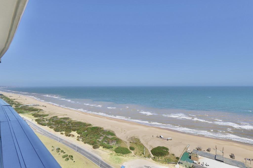 VENTA APARTAMENTO 3 DORMITORIOS + DEPENDENCIA -