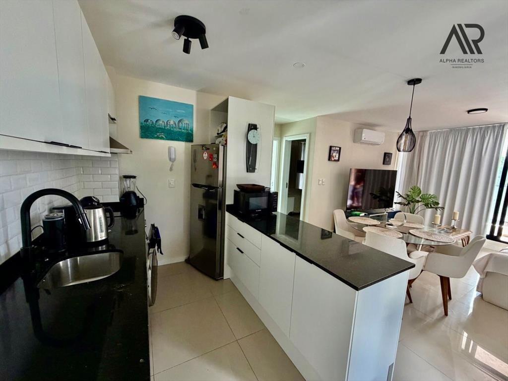 Apartamento en venta c/ cochera en Nuevo Cantegril