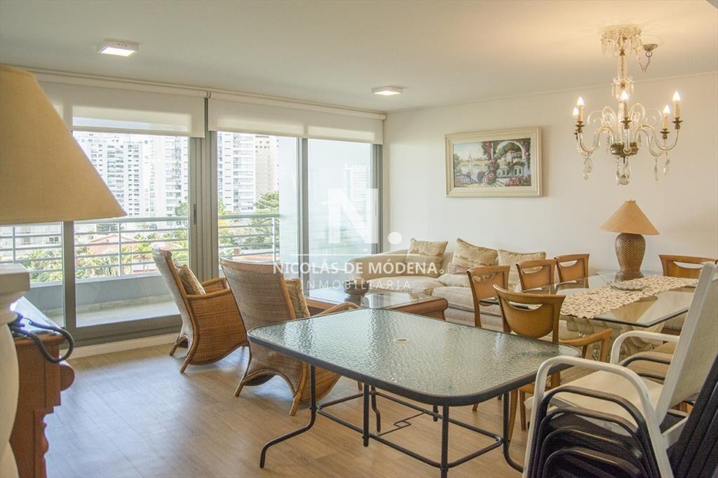 Alexander Boulevard.Departamento de 2 en venta y