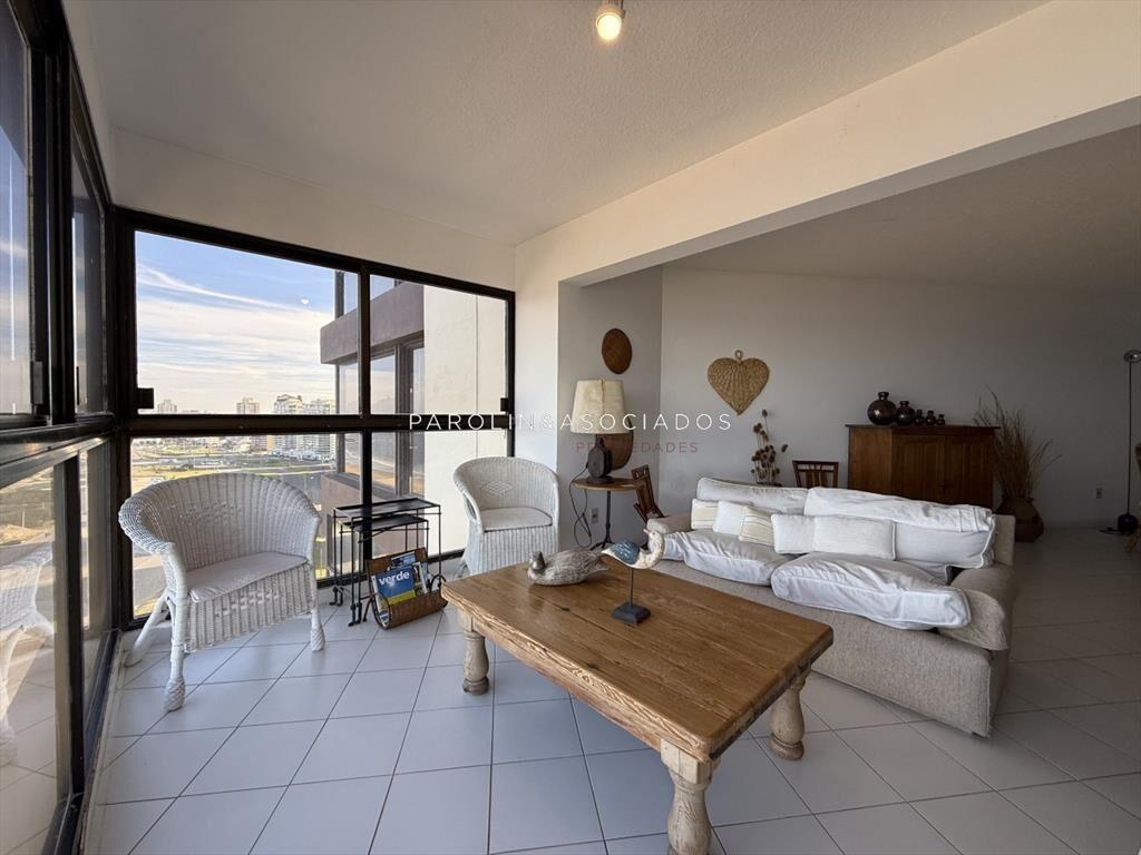 Departamento en Venta de 2 dormitorios en Playa