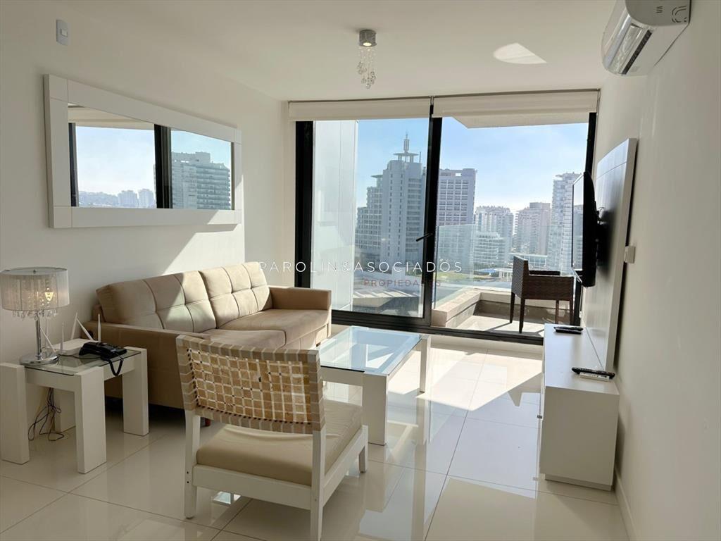 Apartamento de 2 dormitorios en edificio Artower,