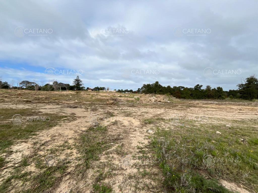 Venta terreno golf Punta del Este.