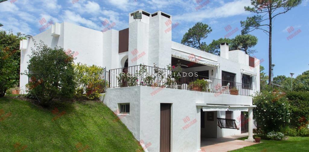 Casa en venta de 6 dormitorios en venta en Punta