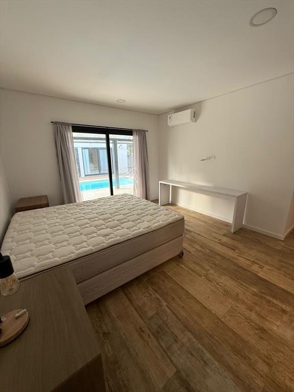 Venta casa 4 dorm Colinas de Carrasco piscina