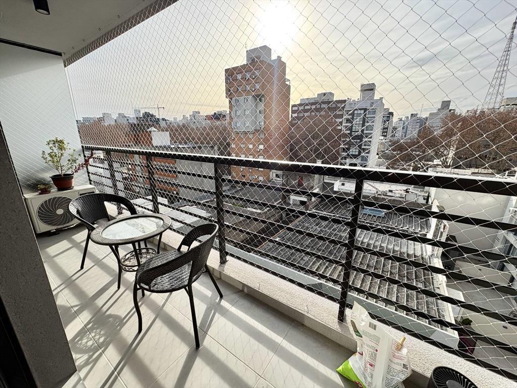 Venta de Apartamento con 1dormitorio y garage en Cordón Sur