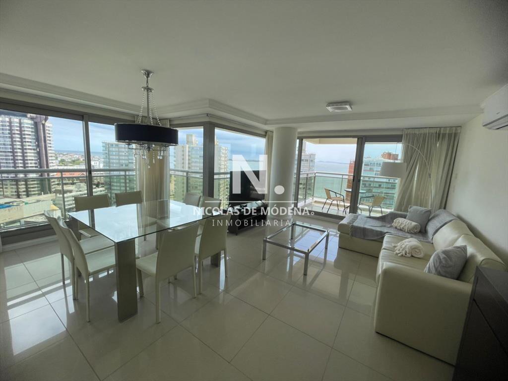 Disponible en Alquiler, apartamento de 2 dormitorios en Bra
