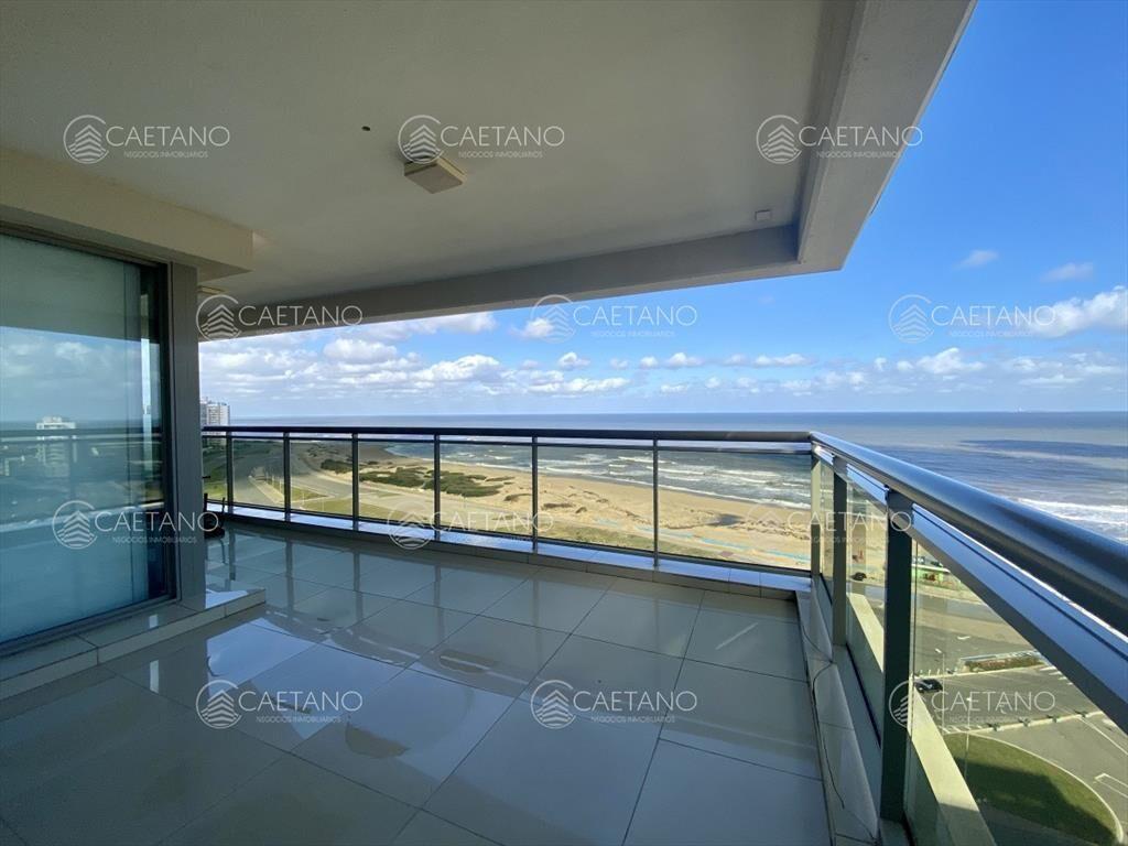 Venta Apartamento 3 dormitorios Imperiale I Punta