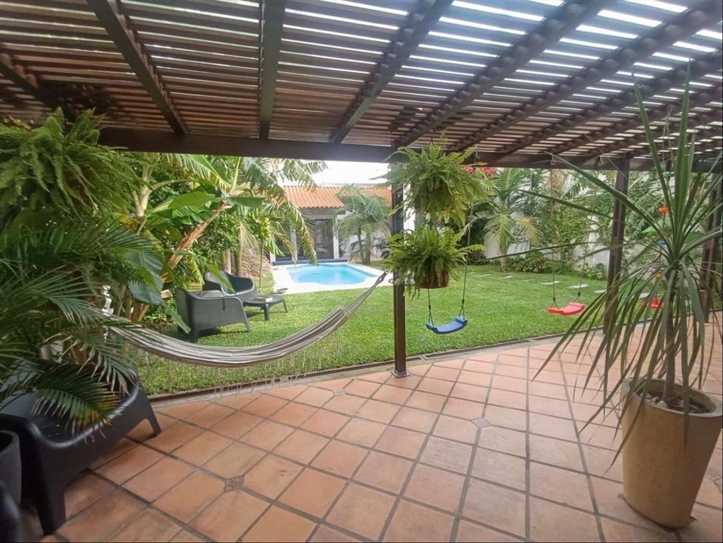 VENTA Casa de 4 dormitorios patio en Malvin