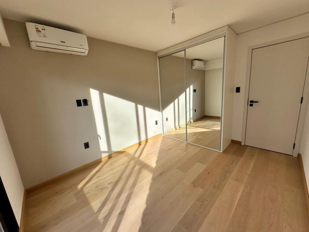 Alquiler de apartamento de 1 dormitorio con gje en D' Figuei