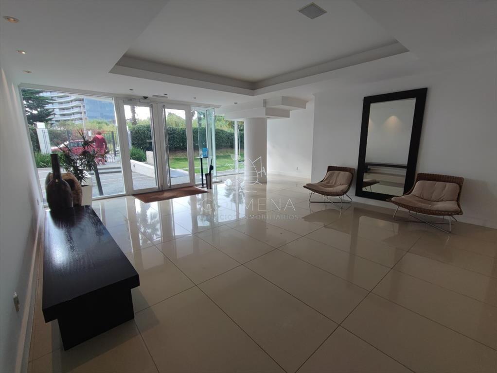 Apartamento en Punta del Este, Mansa