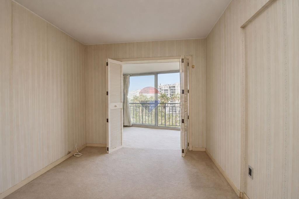 VENTA APARTAMENTO 3 DORMITORIOS VILLA VIARRITZ