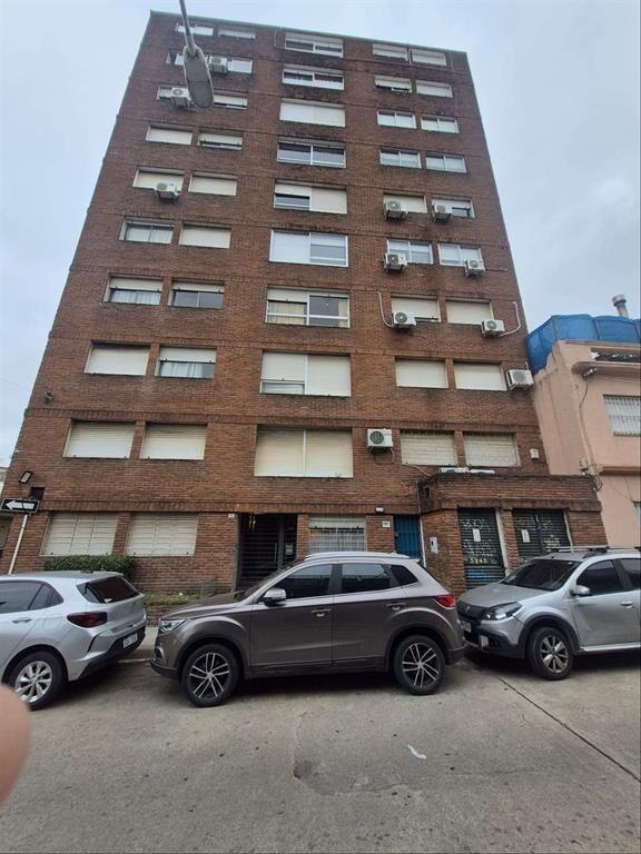 VENTA POCITOS APARTAMENTO 3 DORMITORIOS