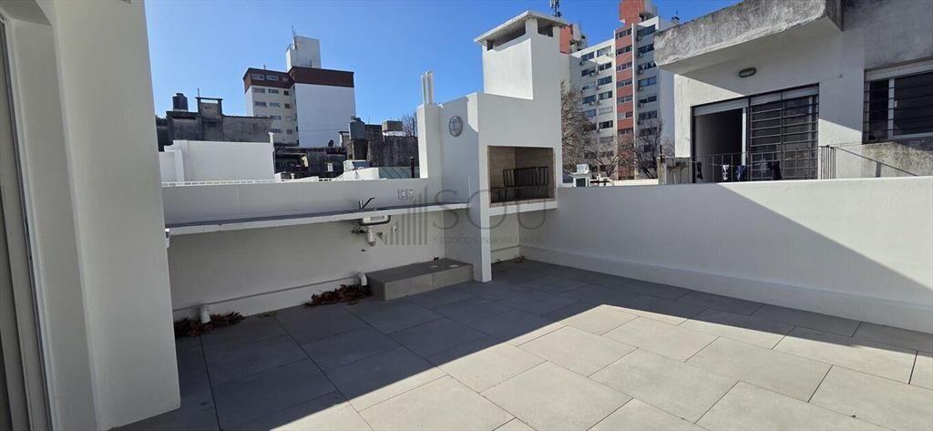 VENTA APARTAMENTO CON RENTA 2 DORMITORIOS Y PARRILLERO CORD