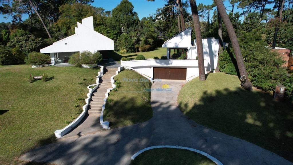 Casa en venta en Lugano, Punta del este, 3 y
