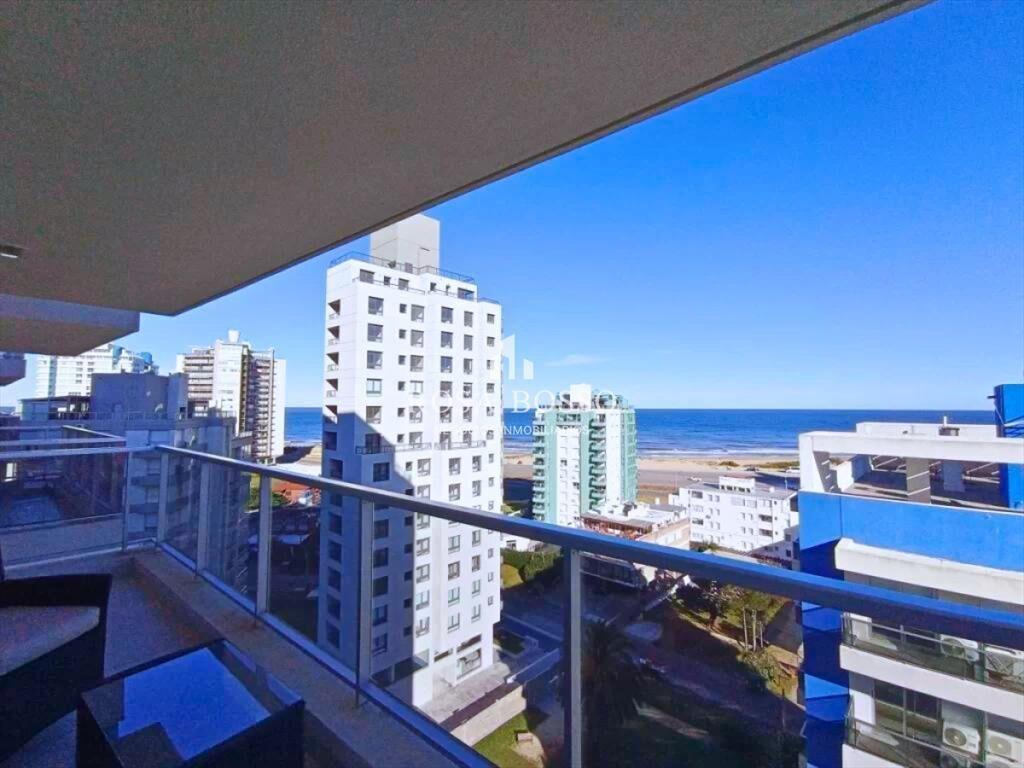 VENTA, Apartamento, 2 dormitorios, Brava, Punta