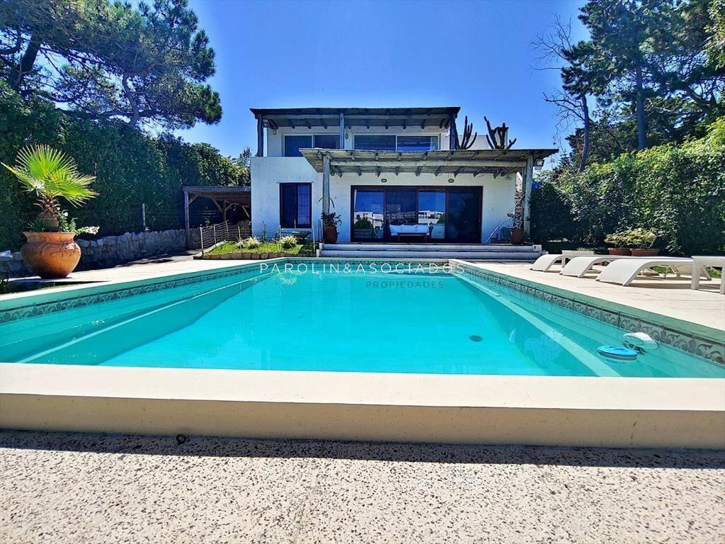 Hermosa casa en venta en RincÃ³n del Indio, Punta